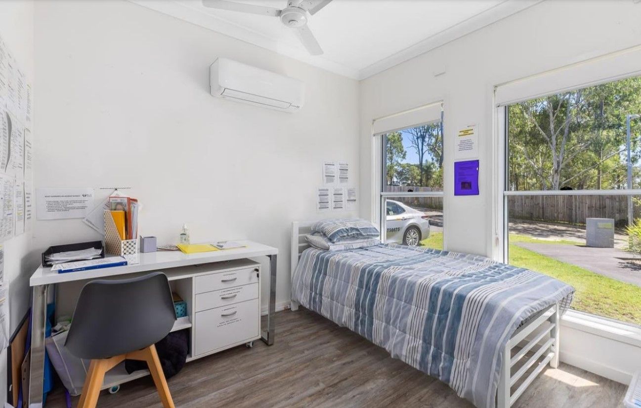 11   Woodward Pl 23 - OOA