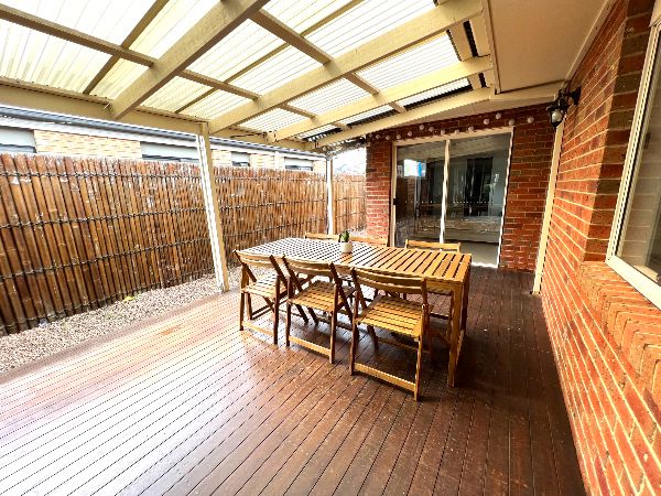 AAF9AEEC 4E40-4973-993E-855701A45F75