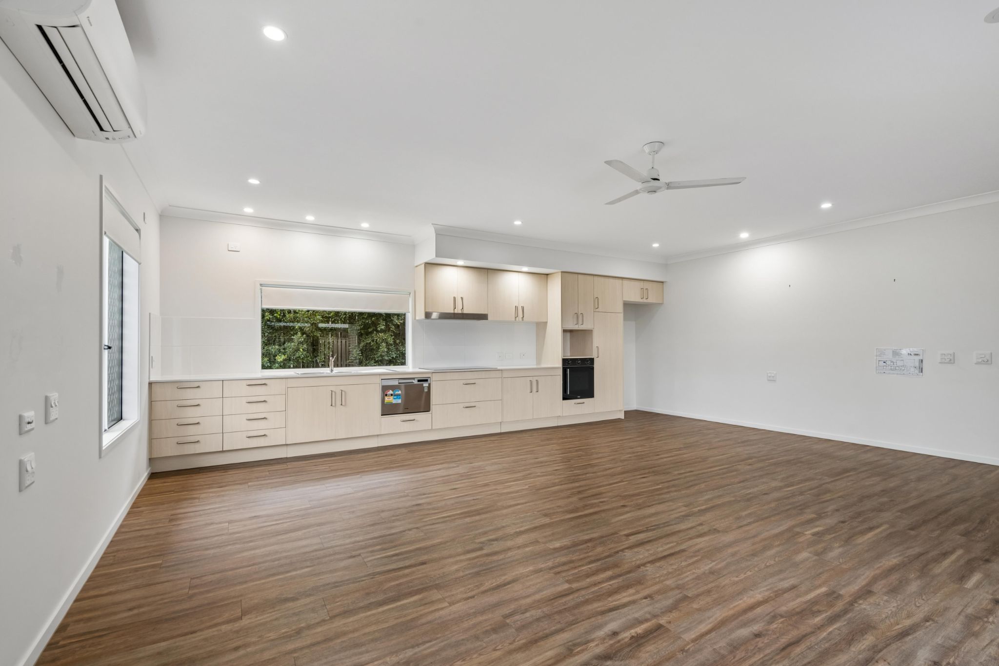 online image-compressor_003_Open2view_ID1028870-45_Bognuda_St_Bundamba