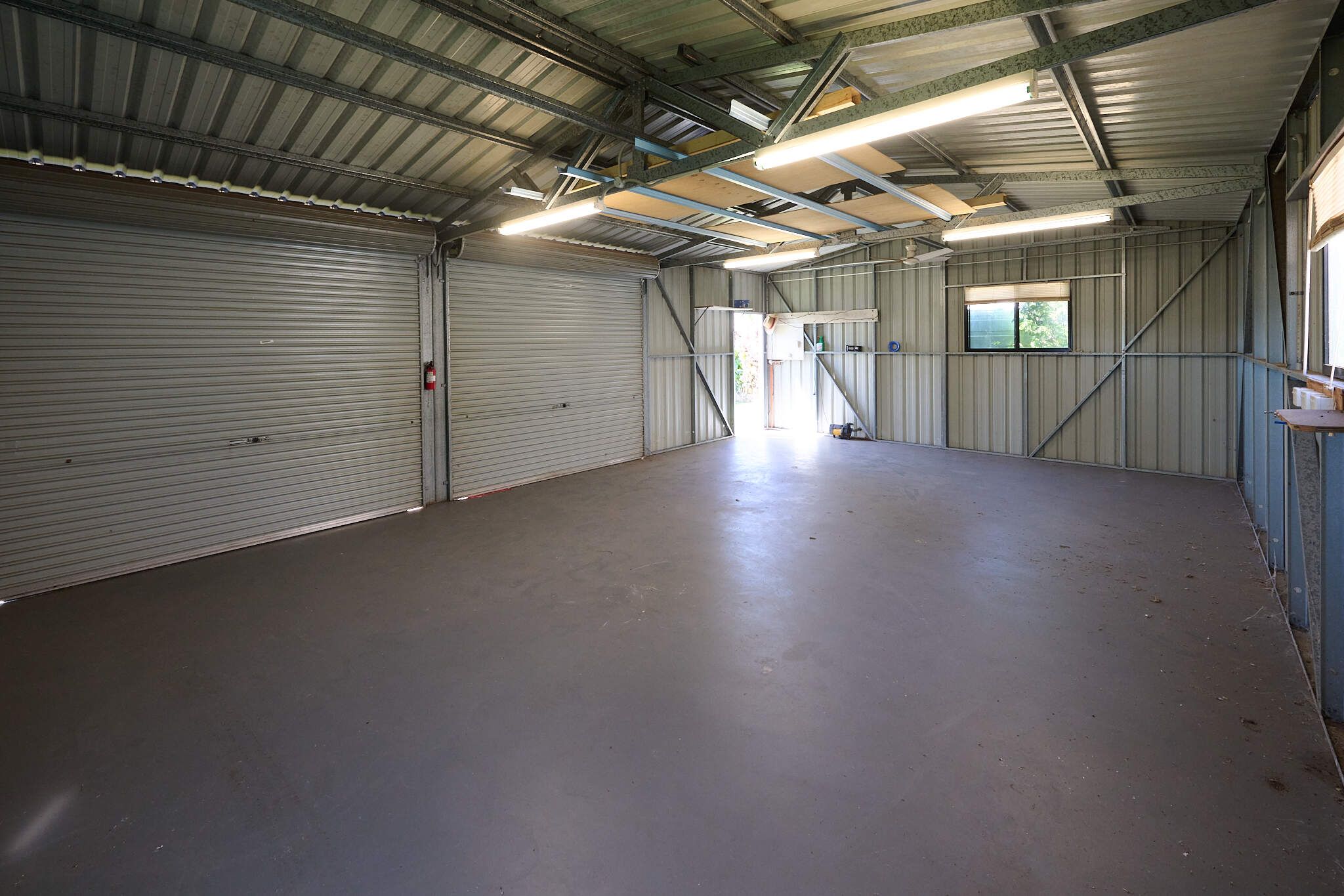 2613 Breakthru-Atherton