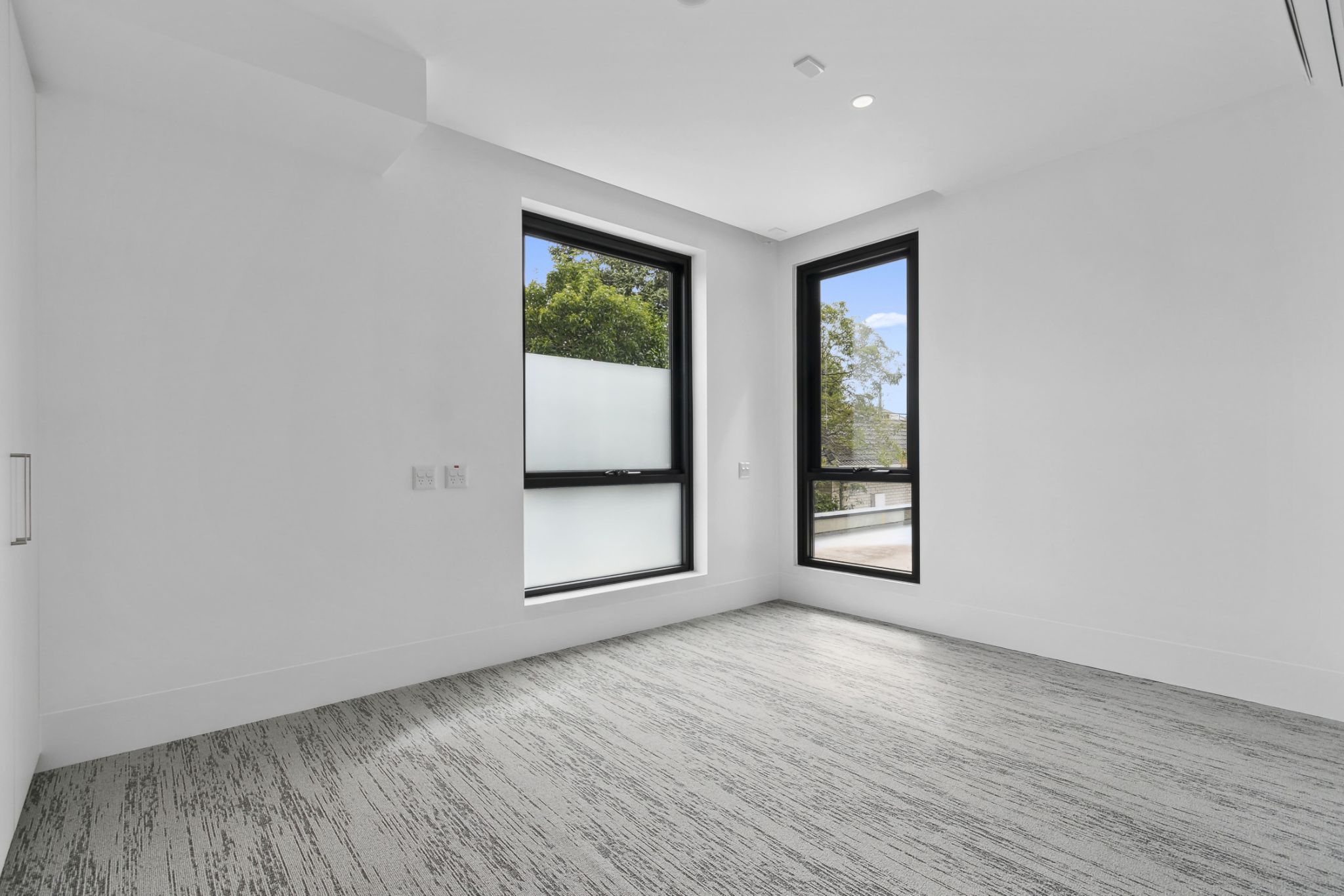 009 Open2view_ID864482-28_Pickett_St_Dandenong