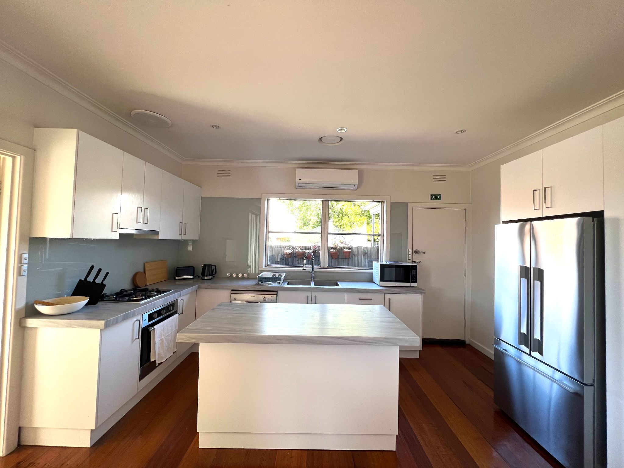 5034A30B C1EC-4281-BF5A-D80AC034C8F7