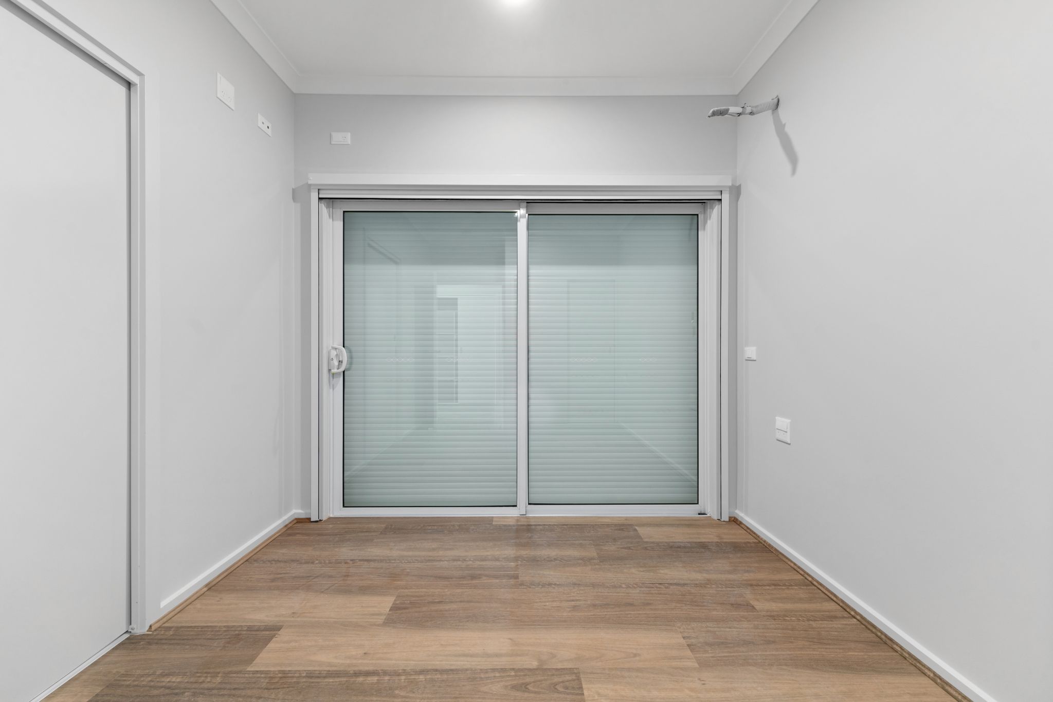 Motorized Internal Blinds 1