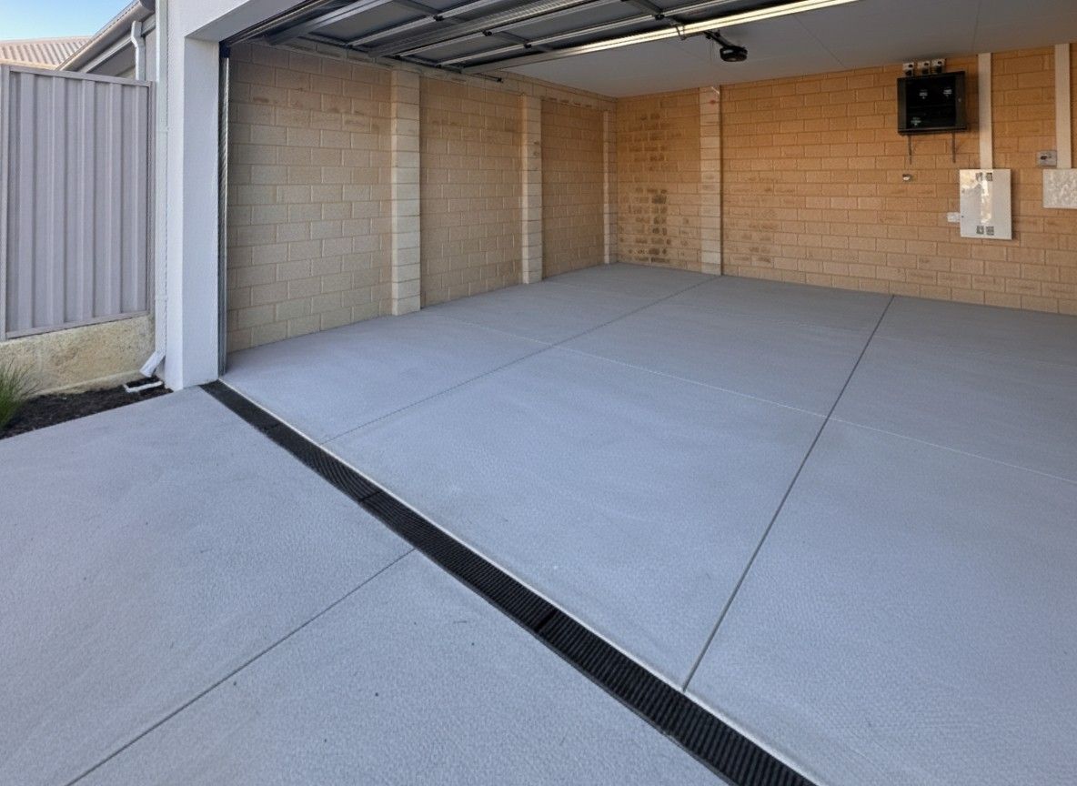 16 Ageratum Rd Sinagara Garage