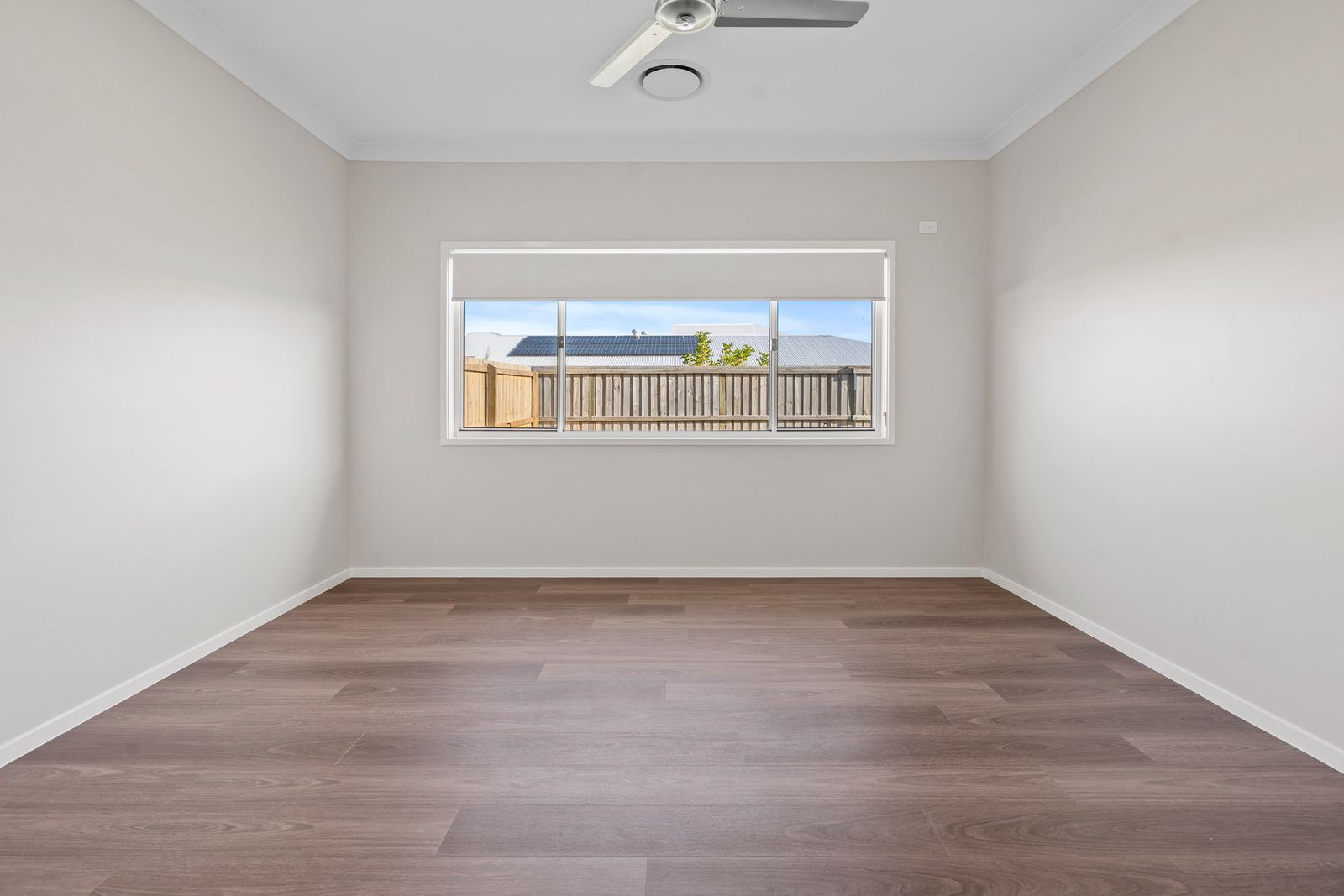 009 Open2view_ID965913-24_Livistona_Street