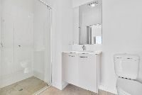 013 Open2view_ID1003017-14_Zephyr_Crescent