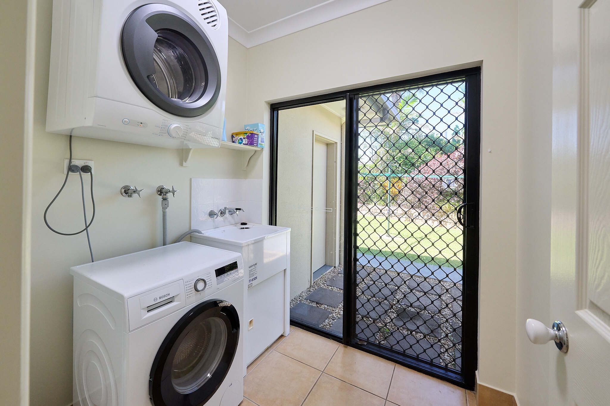 2640 Breakthru-Atherton