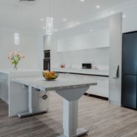 P1247427 kitchen-250x250