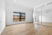 017 Open2view_ID1003017-14_Zephyr_Crescent