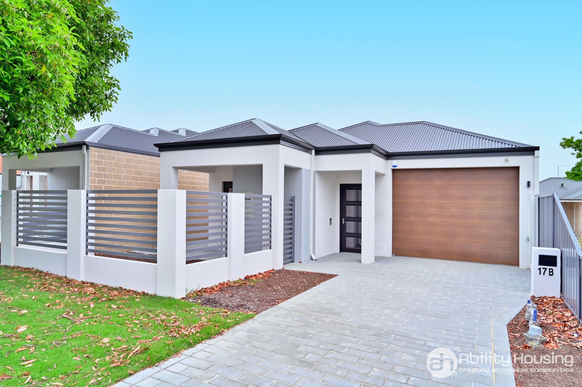 WEB Y24 649 17B Dallington Cres-003 V2