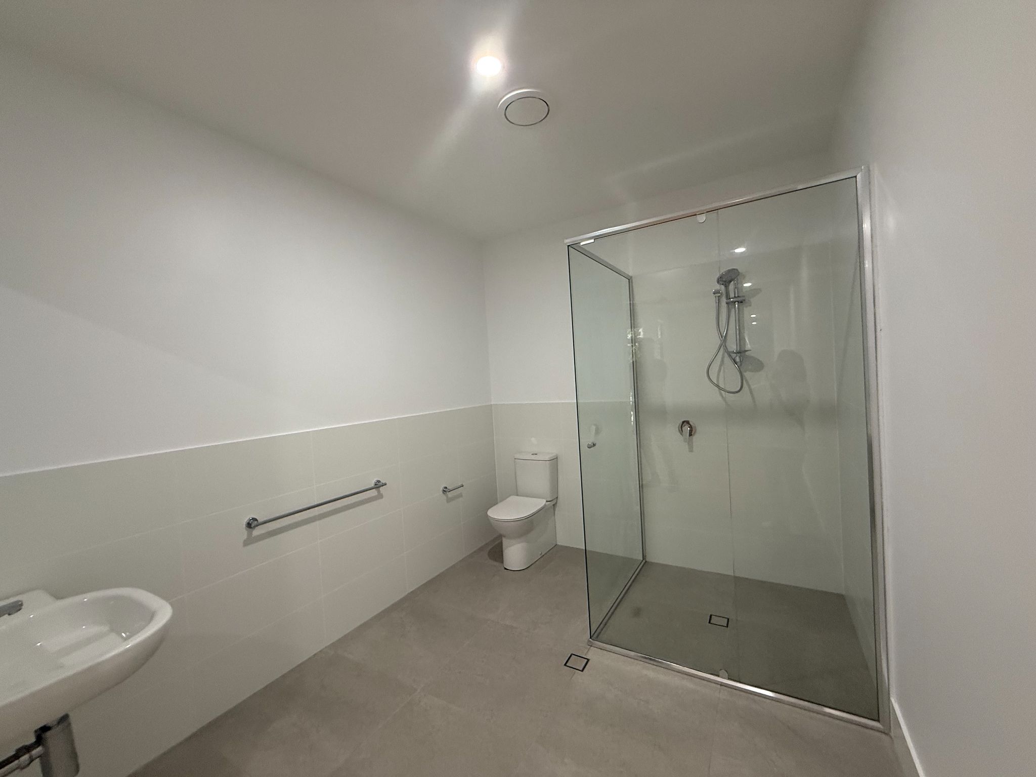 5 FA 2nd ensuite