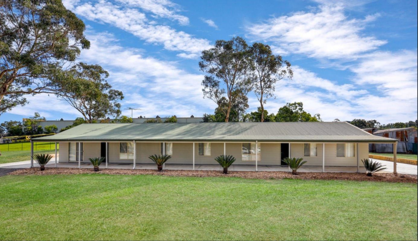 SAHARA SERVICES SIL DURAL HOUSE