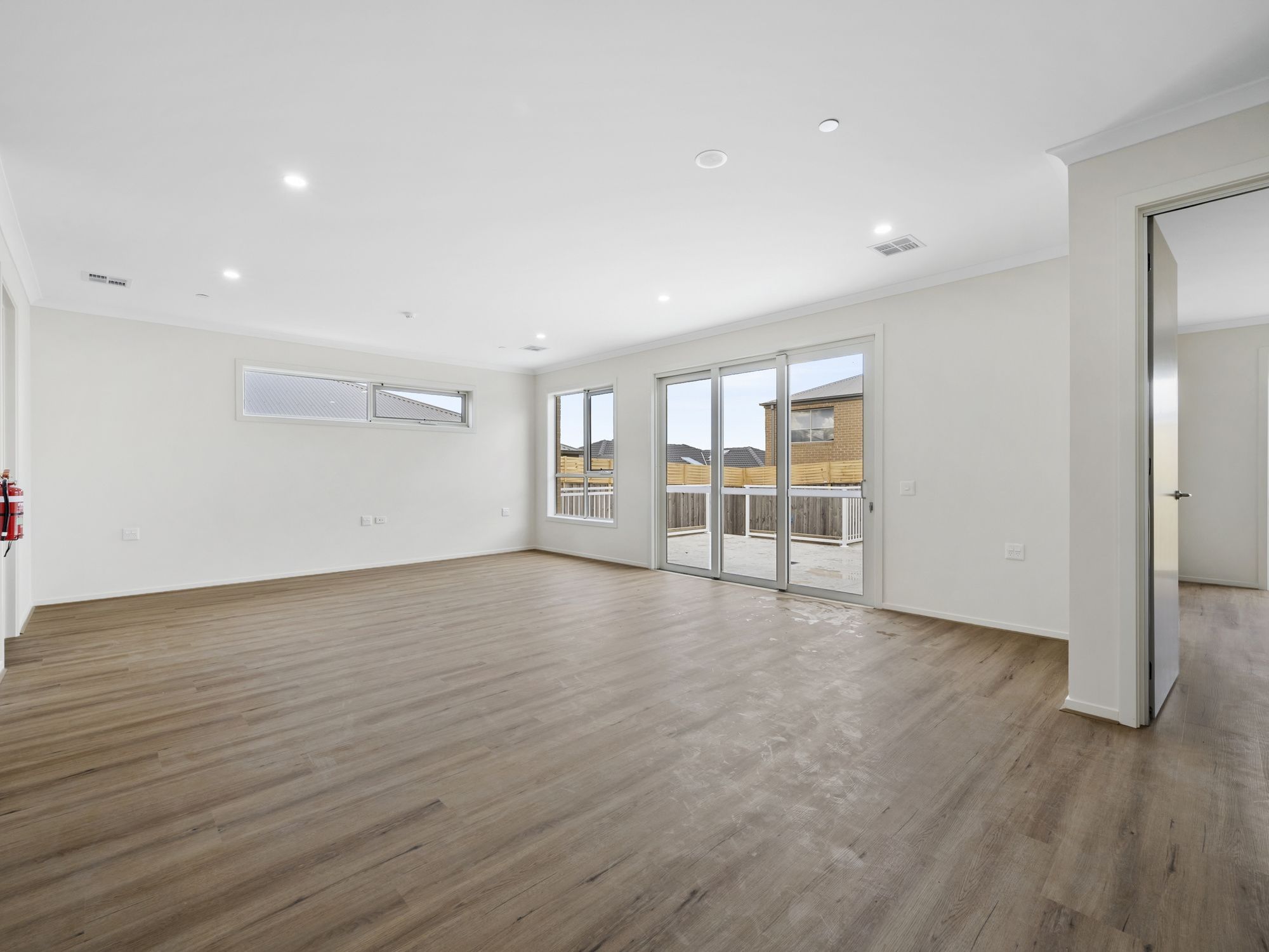 25 Nightmarch Street  Officer (10)