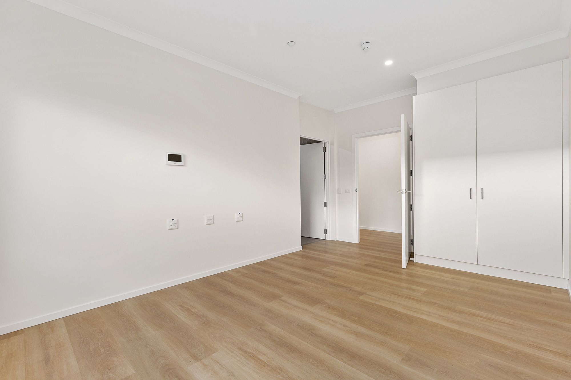 Erskine   Bedroom-1-LR-No-Logo