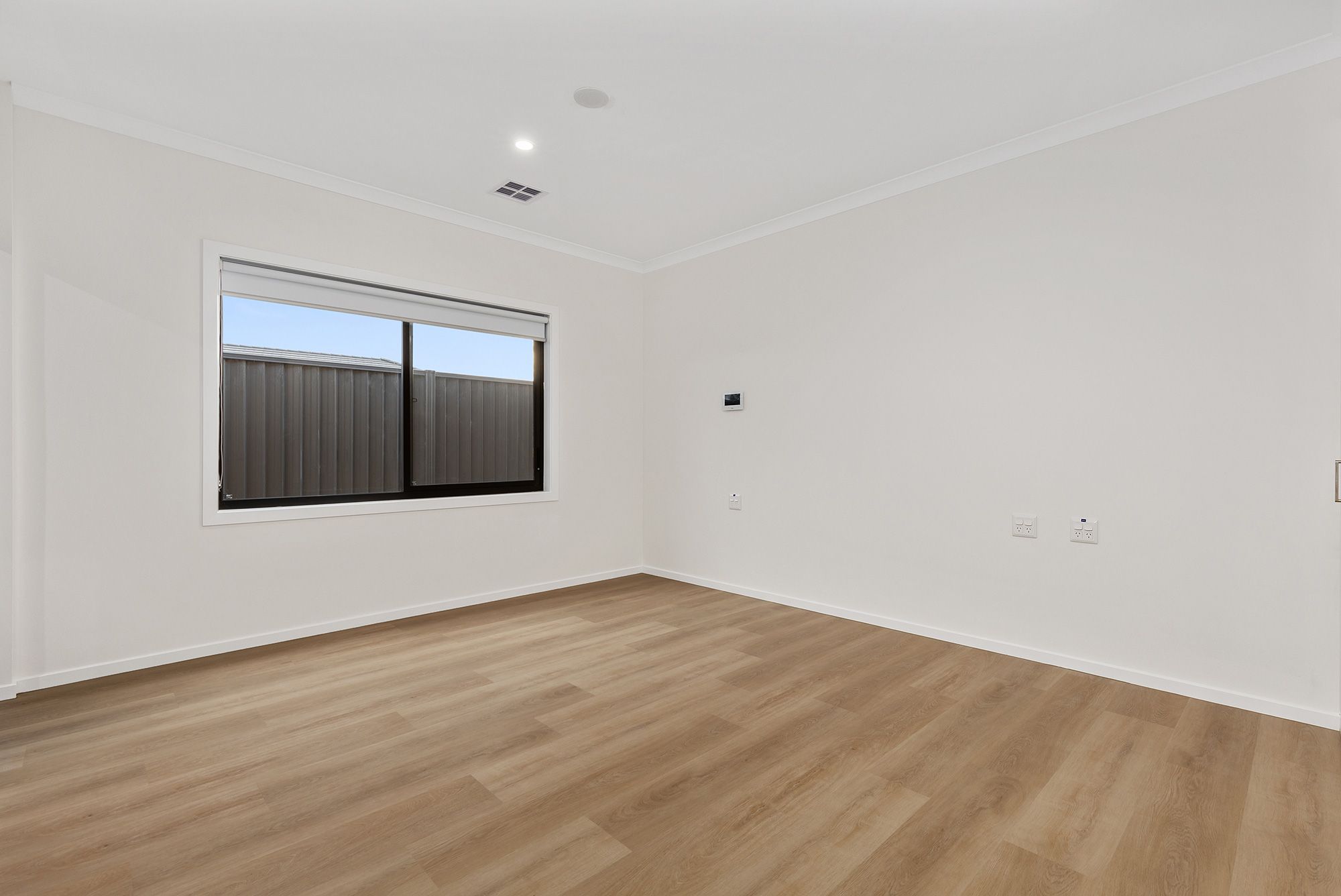 Erskine   Bedroom-3-LR-No-Logo