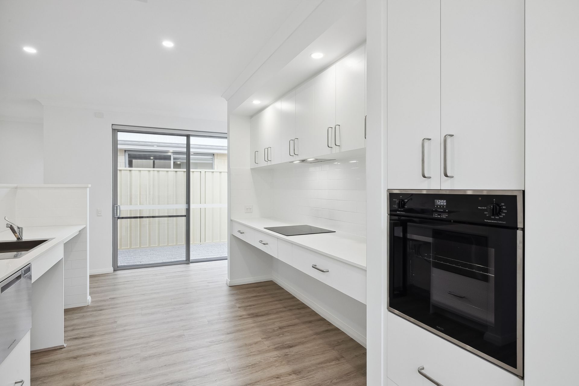 20 1 72 Culloton Cres, Balga 19