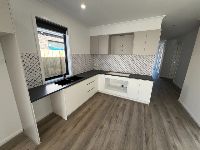 large Media 1-8FD6E7E3-0692-48B2-BBC2-B0F1BBB8A937