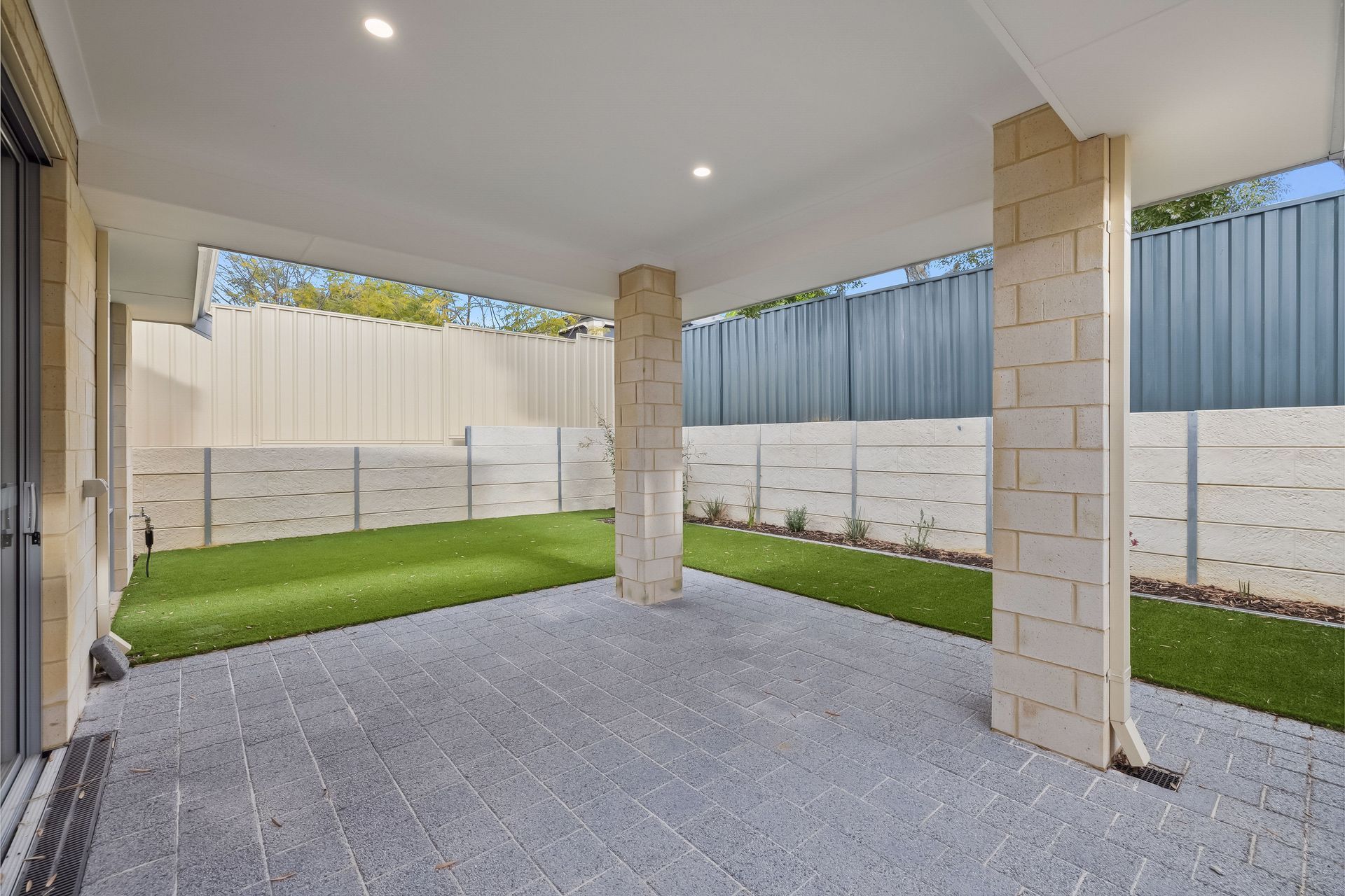 26 1 72 Culloton Cres, Balga 25