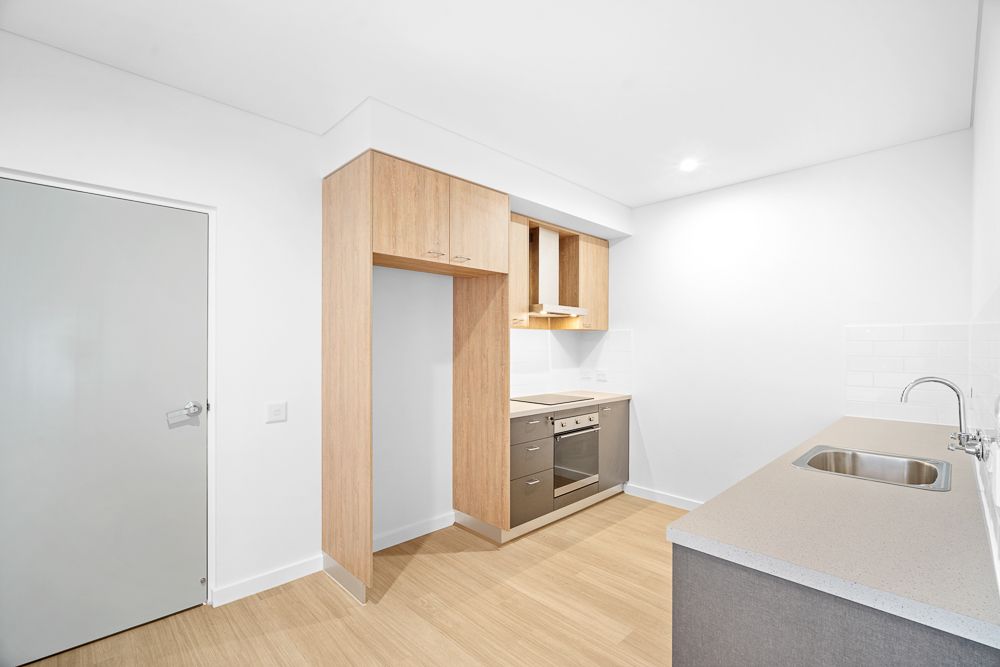 Kitchen laundry fridge space