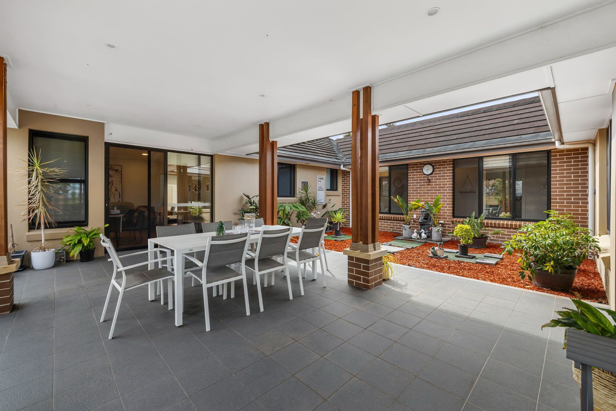 2 web-or-mls-8-pipehead-cr