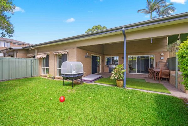 Lindsay Moller-Productions-57138-scaled