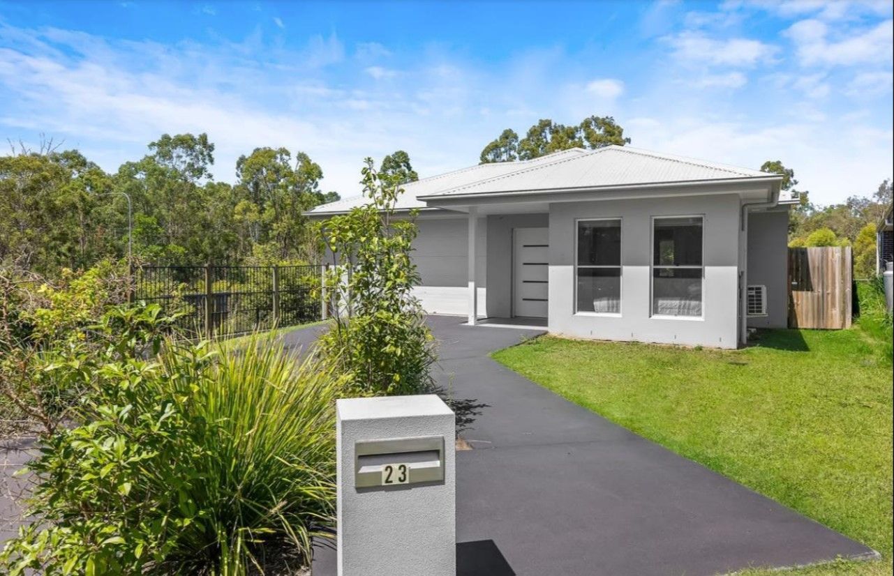 1   Woodward Pl 23 - Front