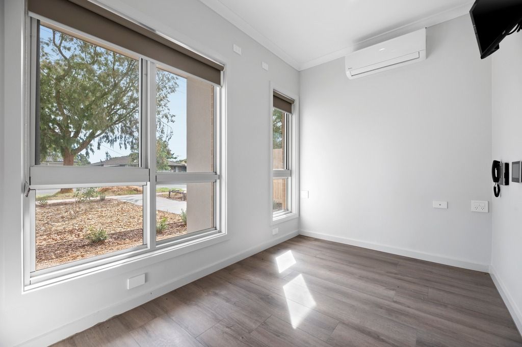 22 Taylor-Street-Cranbourne_007_1024