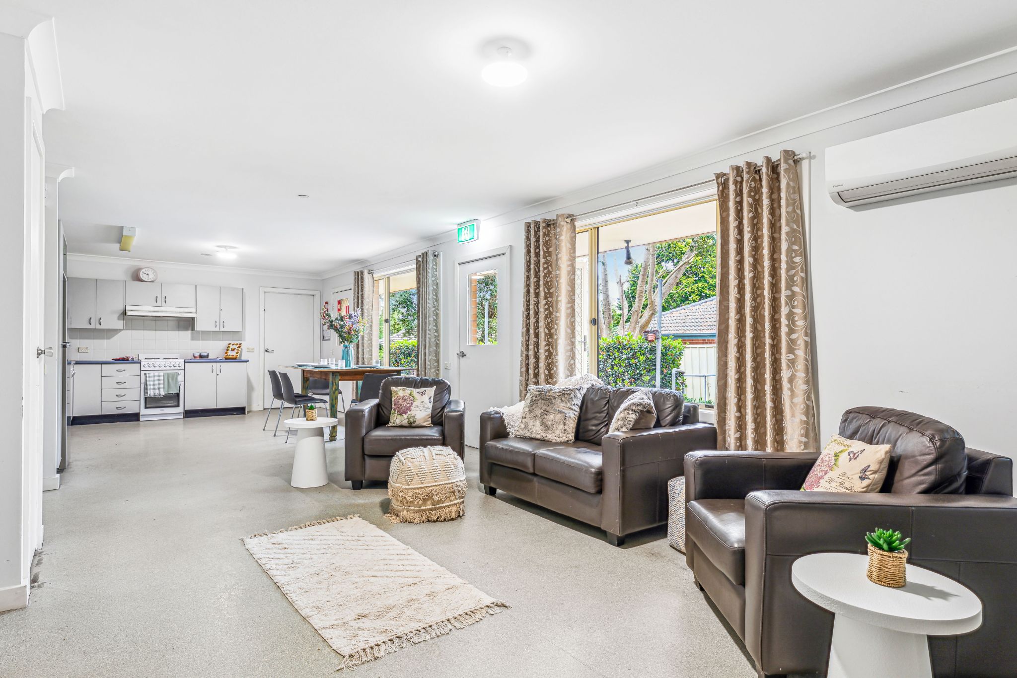 Hero A044_Living Area 1