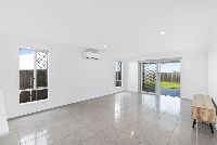 004 Open2view_ID927925-23_Rural_Street