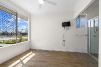 006 Open2view_ID971177-59_Ace_Drive__Glenvale