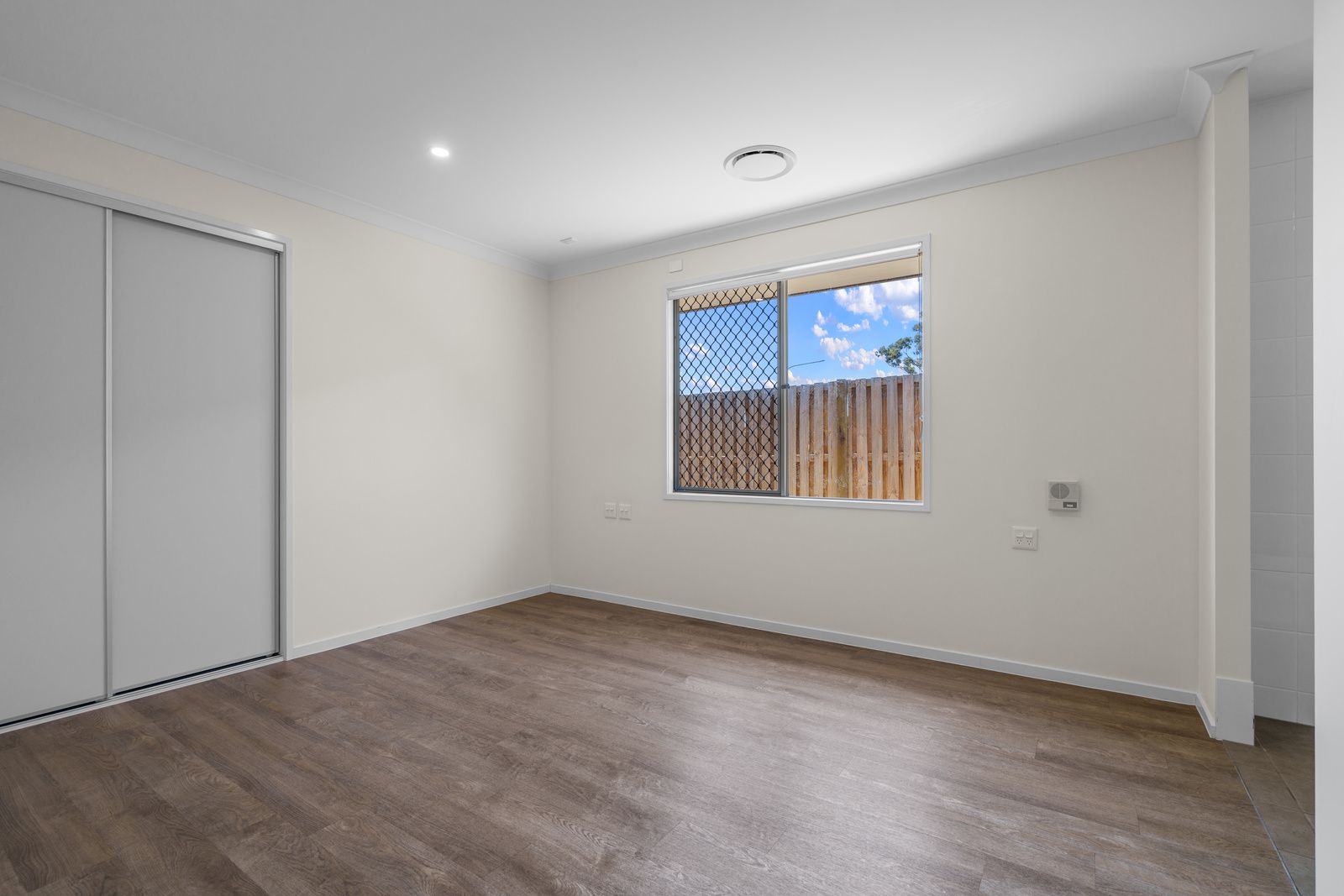 010 Open2view_ID971177-59_Ace_Drive__Glenvale