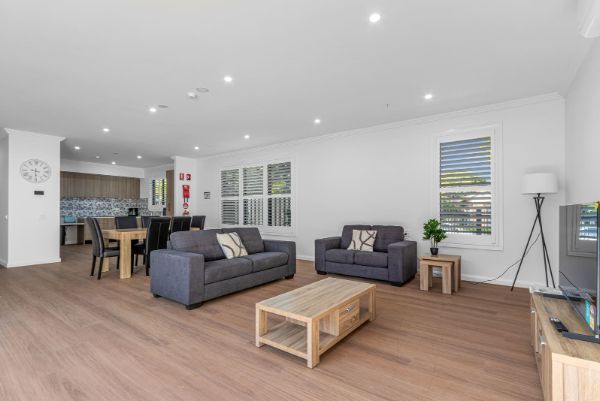 028 Open2view_ID932384-39_Carwarp