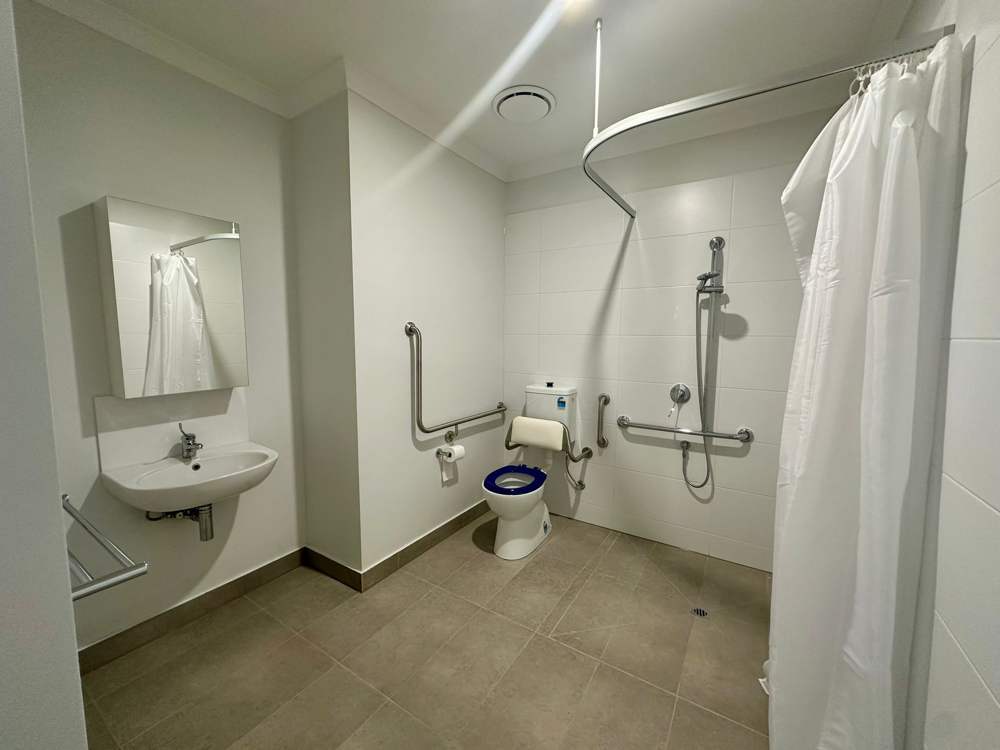 WhatsApp Image 2024 12-04 at 17.07.51_e5a41cec