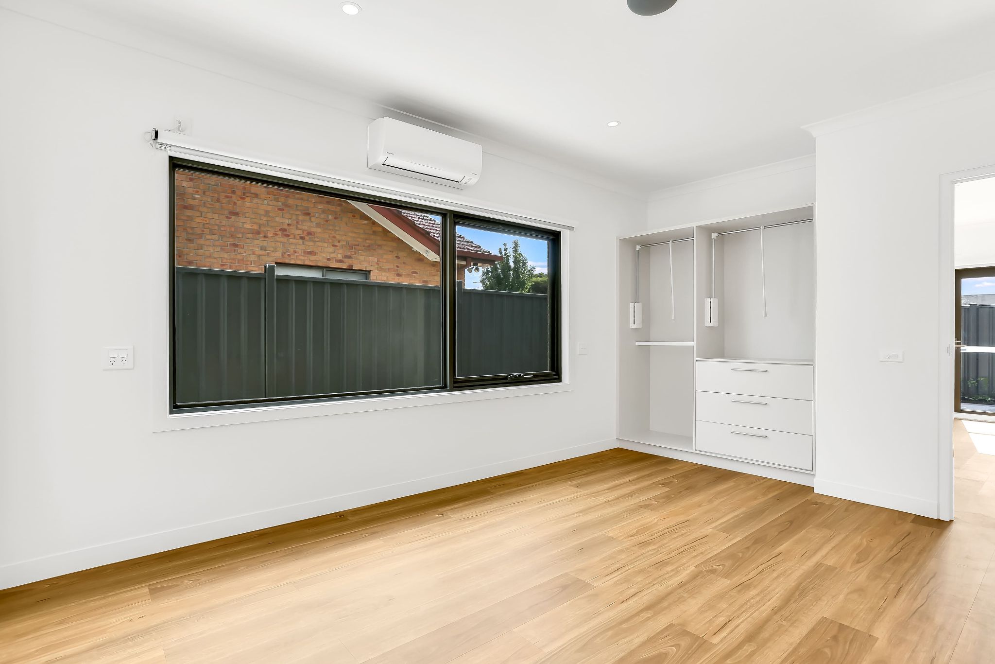 12 Bruce_St_Dandenong_bedroom(2)