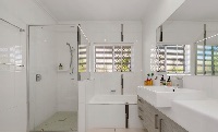 Skyline bathroom