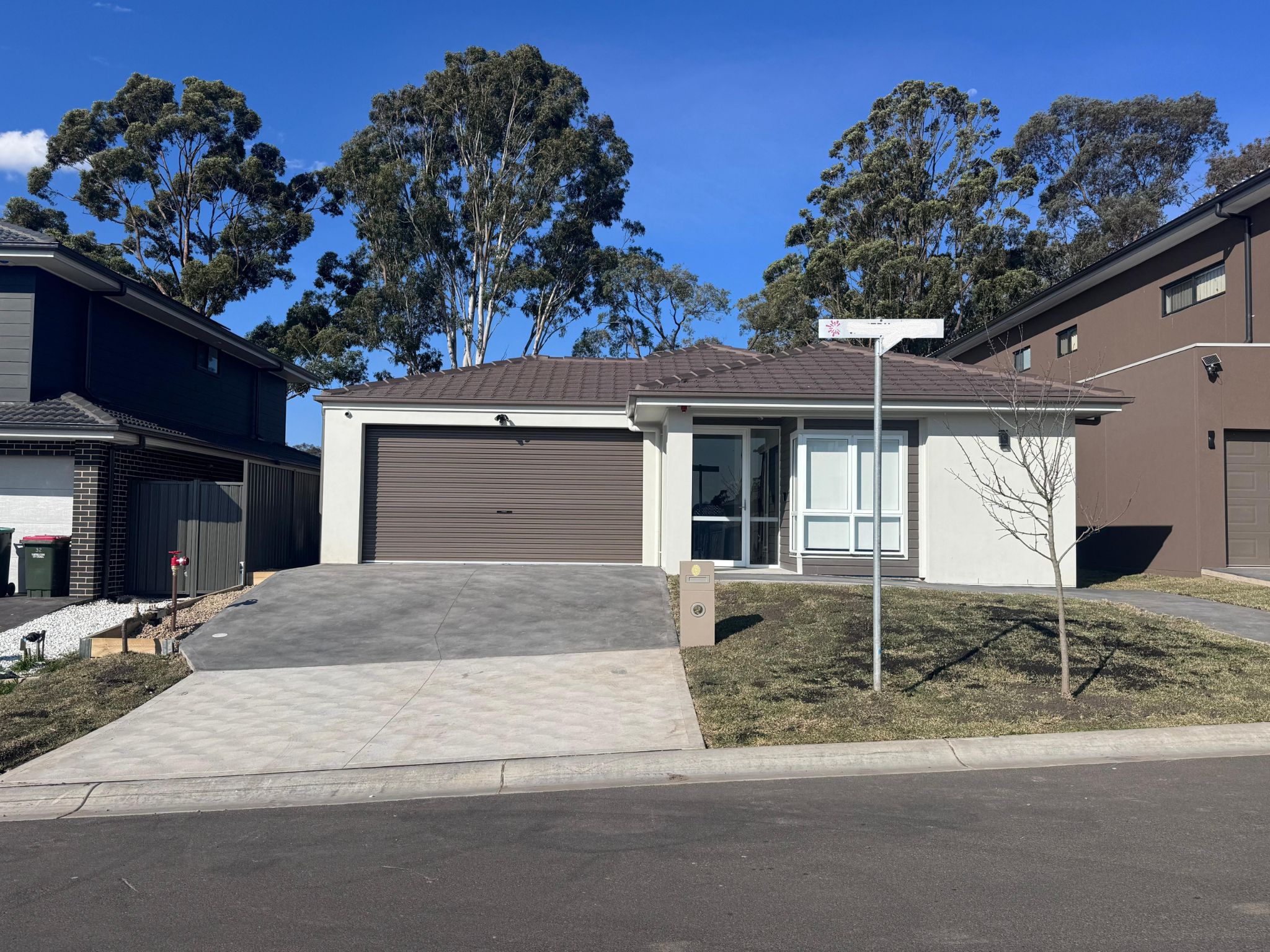 Front of House   Bradbury