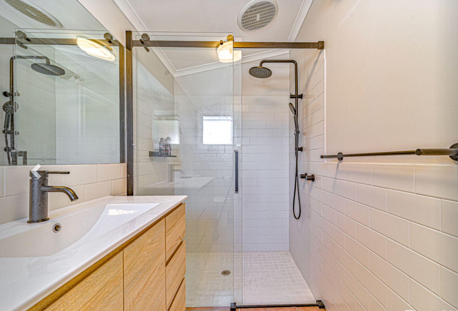 independent living house regional victoria  2)