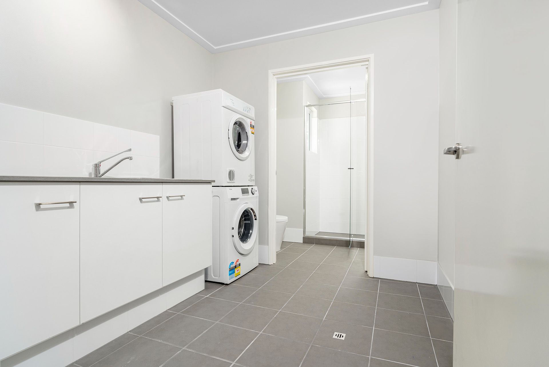 Dampier Street units  20)