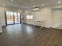 4 lounge and dining