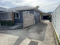 front of house pic 1