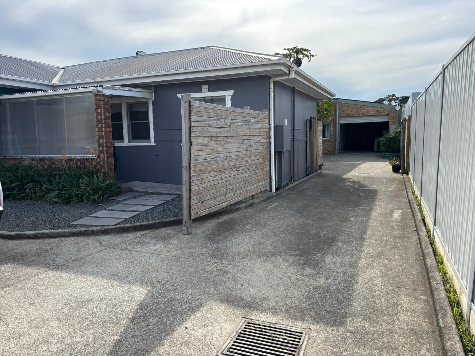 front of house pic 1