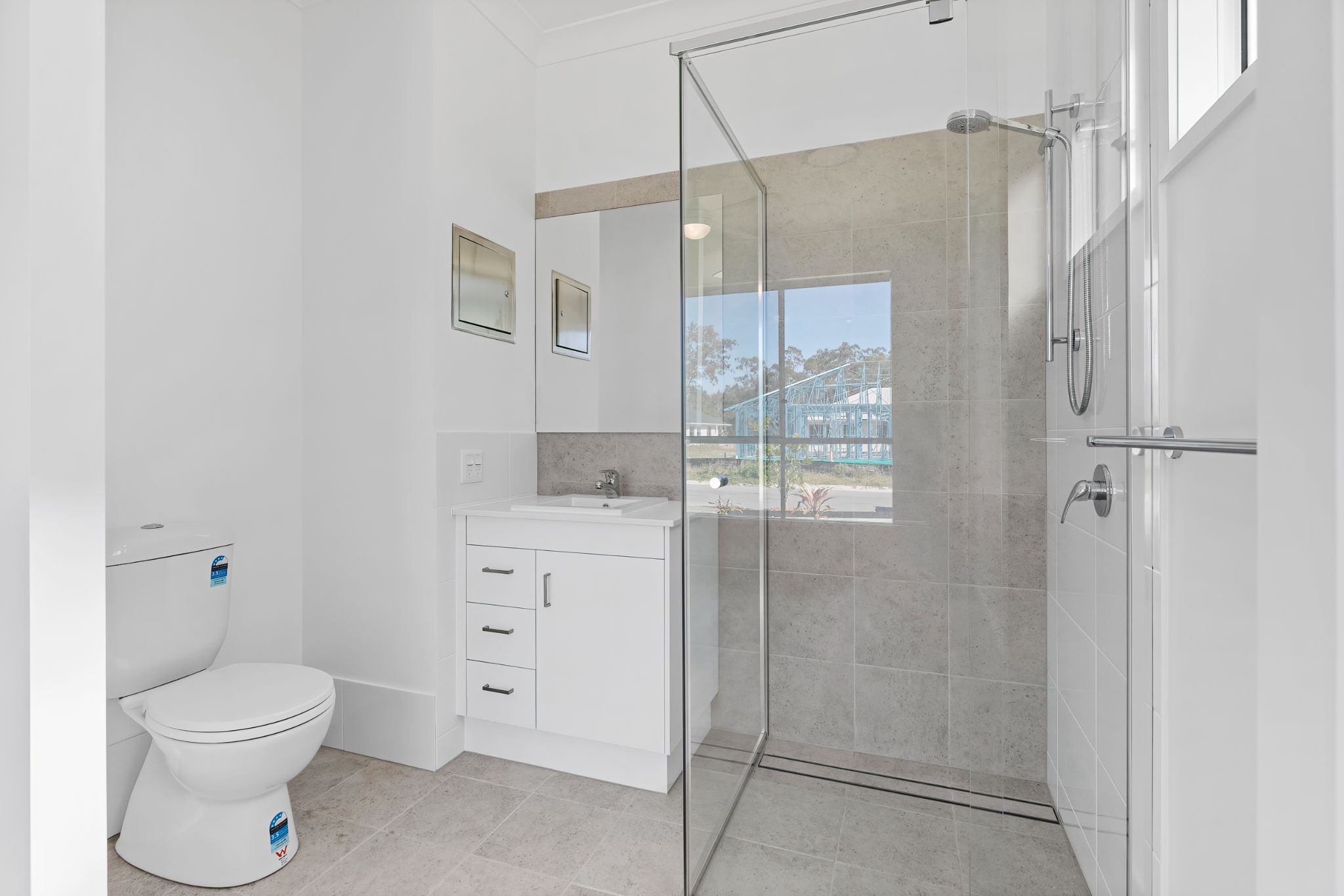 018 Open2view_ID954191-3_Gentle_Rain