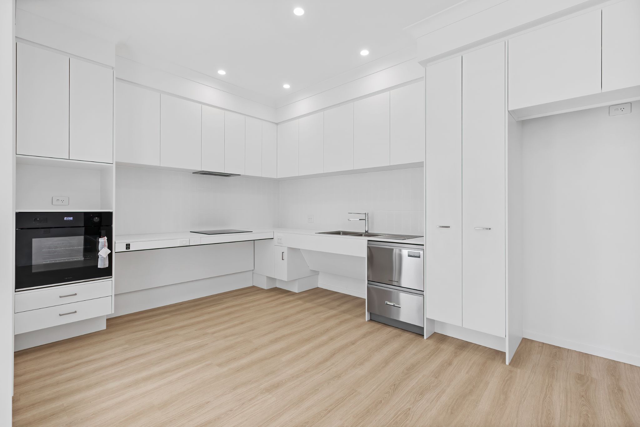 015 Open2view_ID954191-3_Gentle_Rain