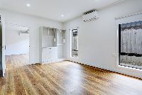 Dandenong Bruce street bedroom