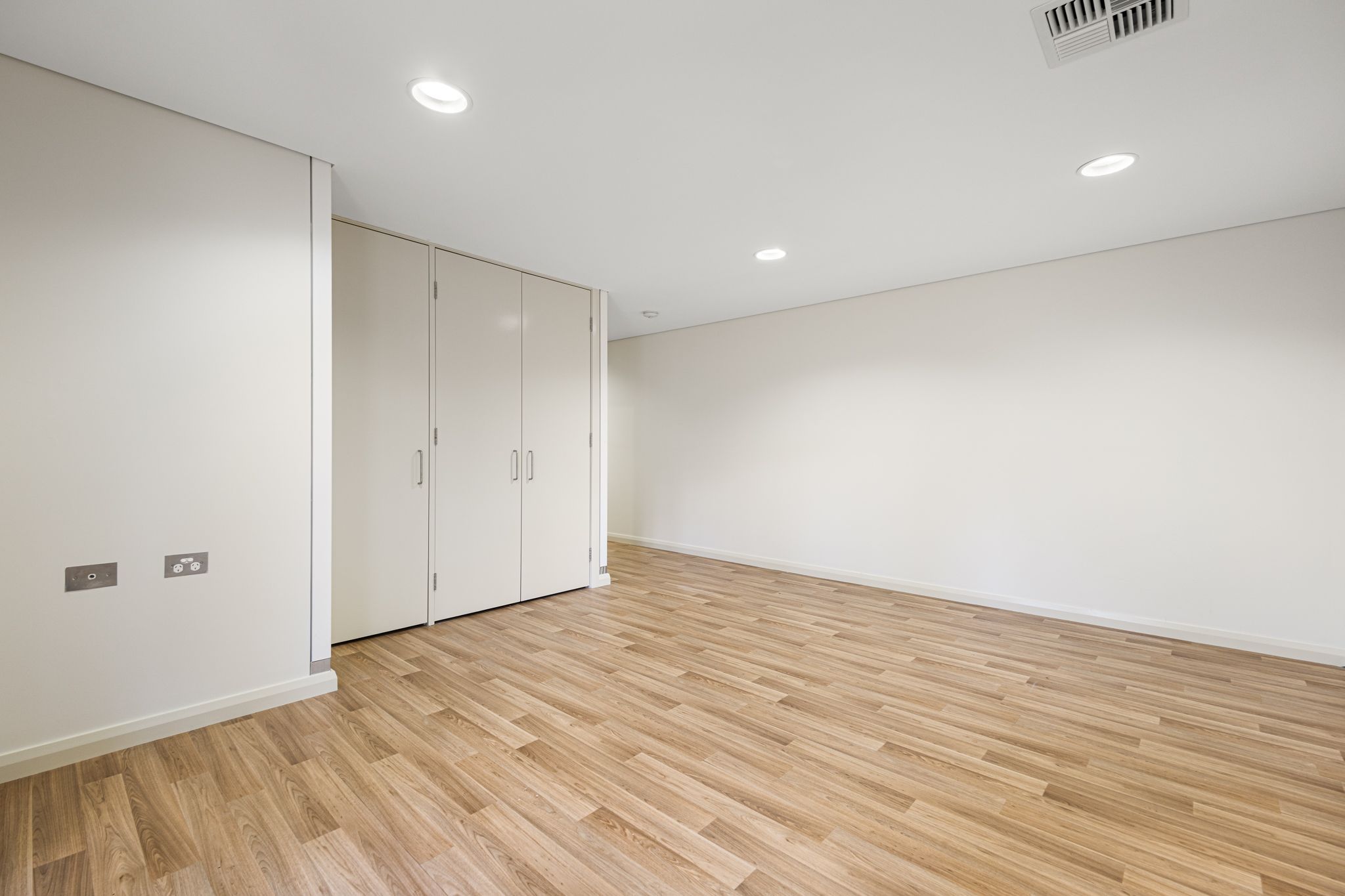 90Burlington web-low-3