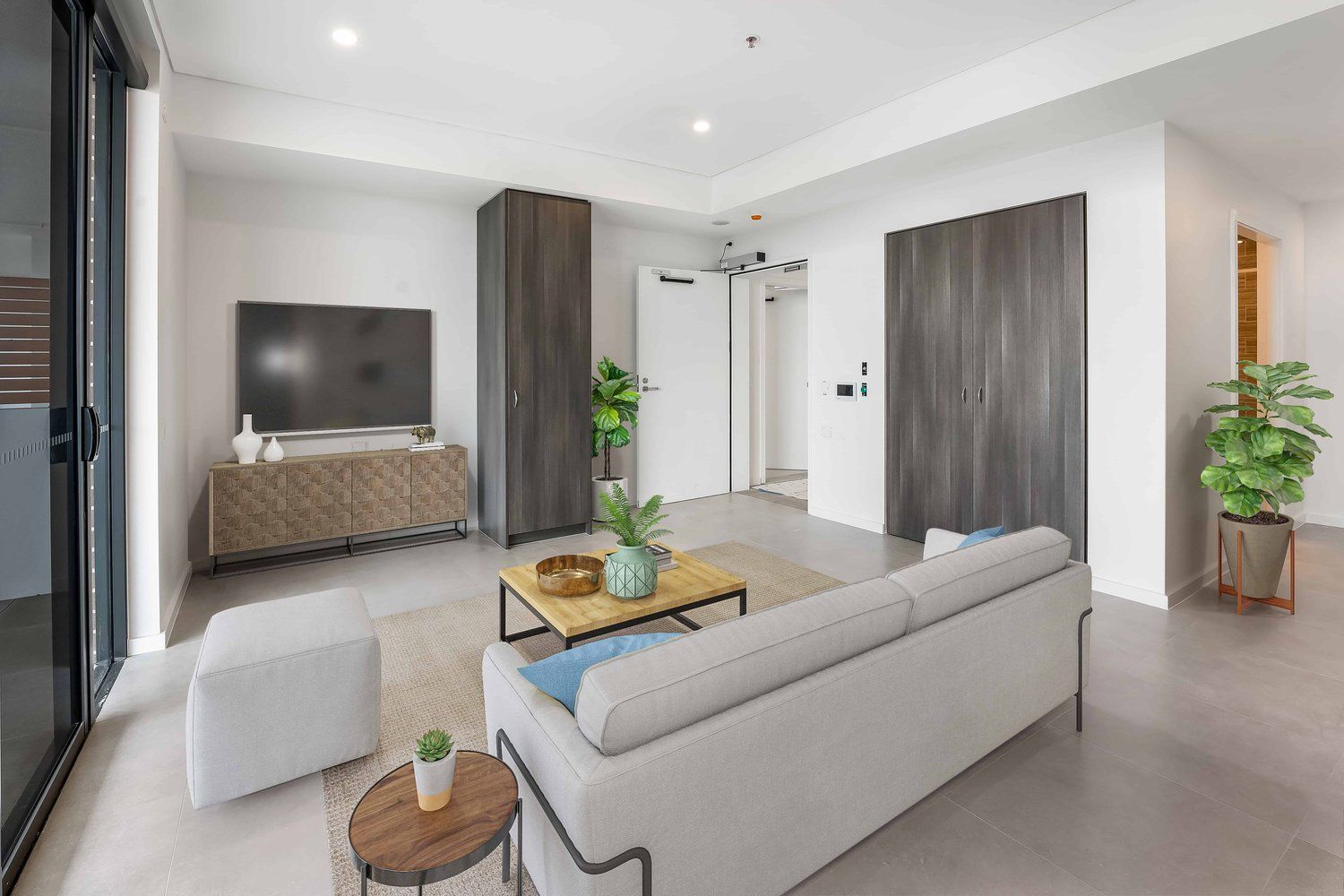 MyLife Housing+Liverpool+701_02294_living+3_compressed