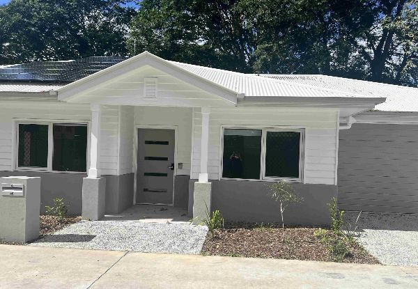 1    Paradise Rd Slacks Creek