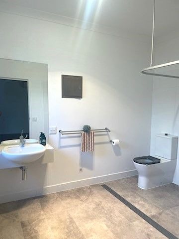 Nirimba bath