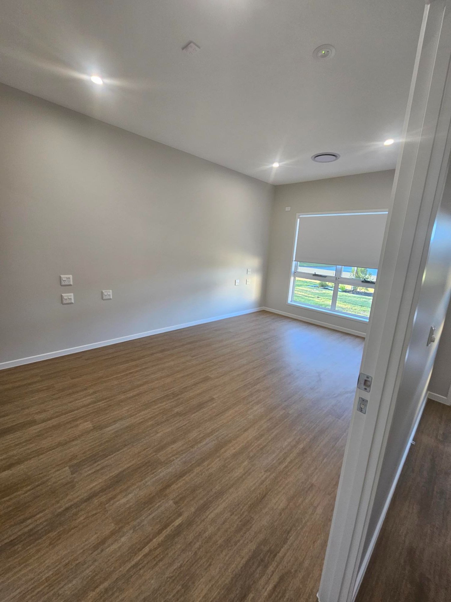 hxzu9tiarvzexd91y42x