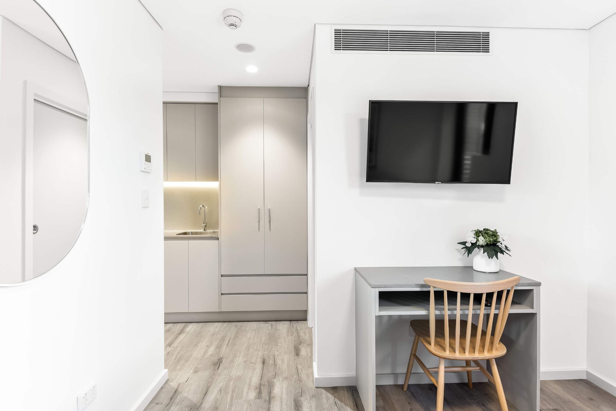 65cc3d821ed0df9810fdd0e7 04 high